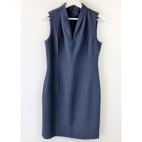 NWT T Tahari Tonya Pleated Sleeveless V Neck Sheath Dress  Size 4 - Picture 2 of 9